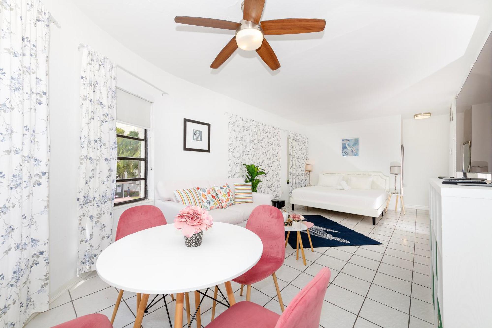 Art Deco Washingthon Apartment Miami Beach Ngoại thất bức ảnh